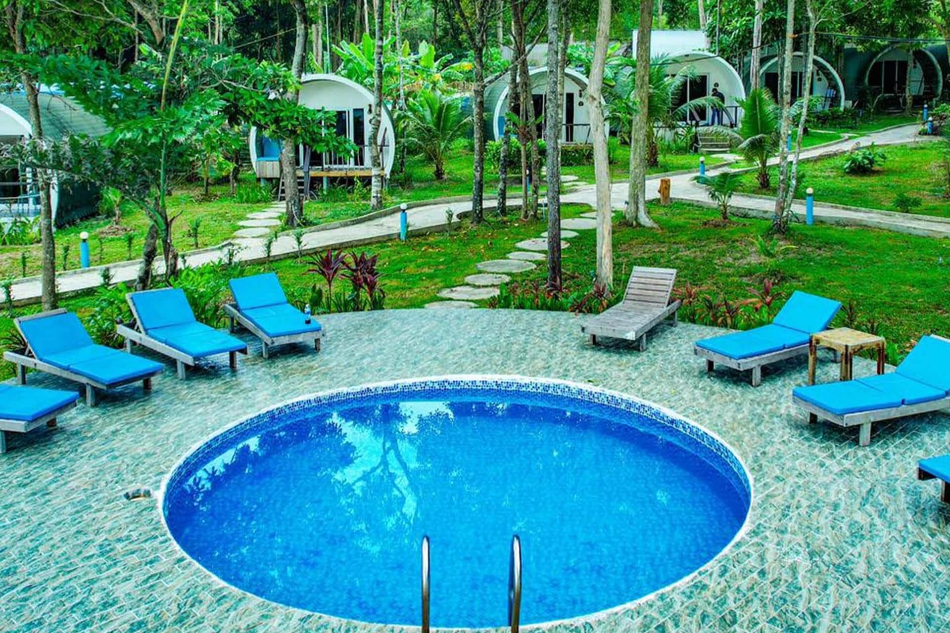 Tube Resort 1920-1280 01