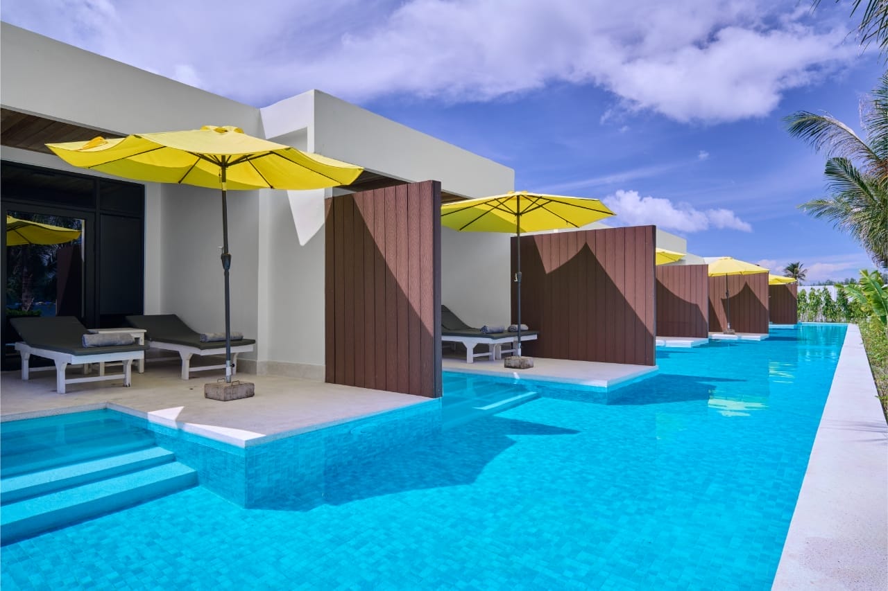 royal beach resort & residence - private pool