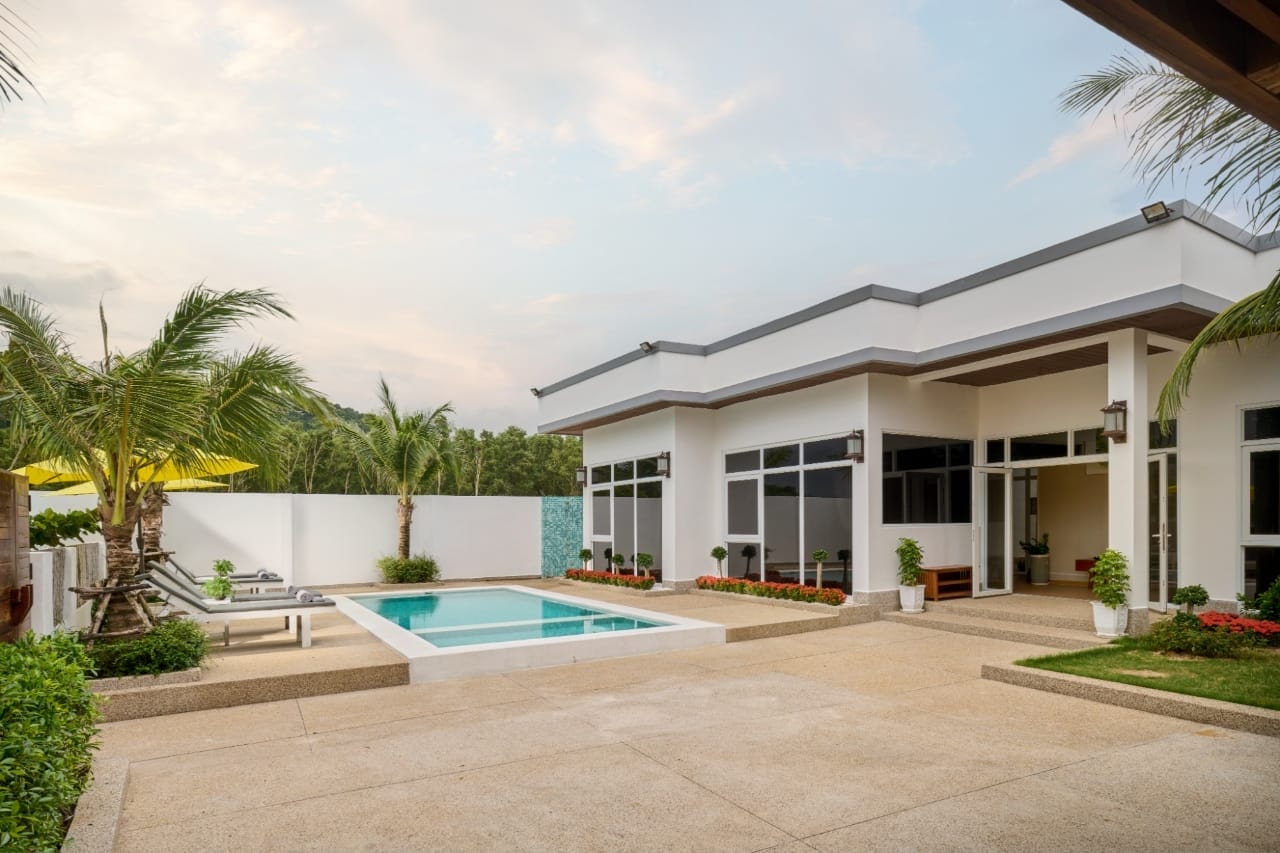 royal beach resort & residence - villa